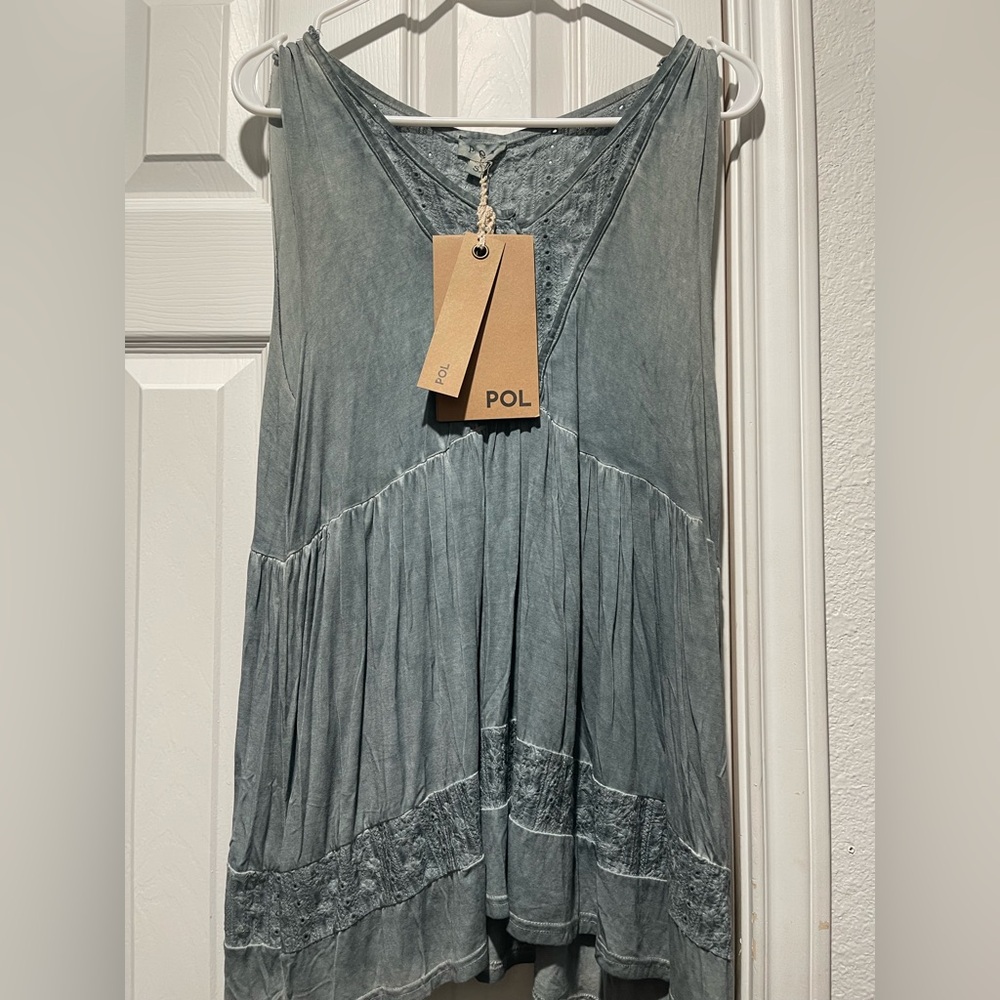 POL charcoal sleeveless blouse